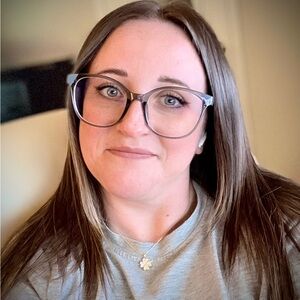 Meet your Posher, Erin